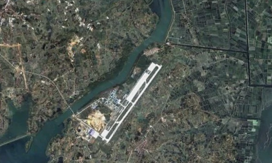 陽邏機場擴建